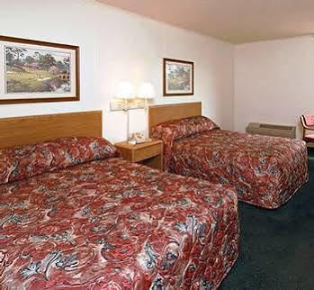 Motel 6 Columbia - University Of South Carolina Экстерьер фото